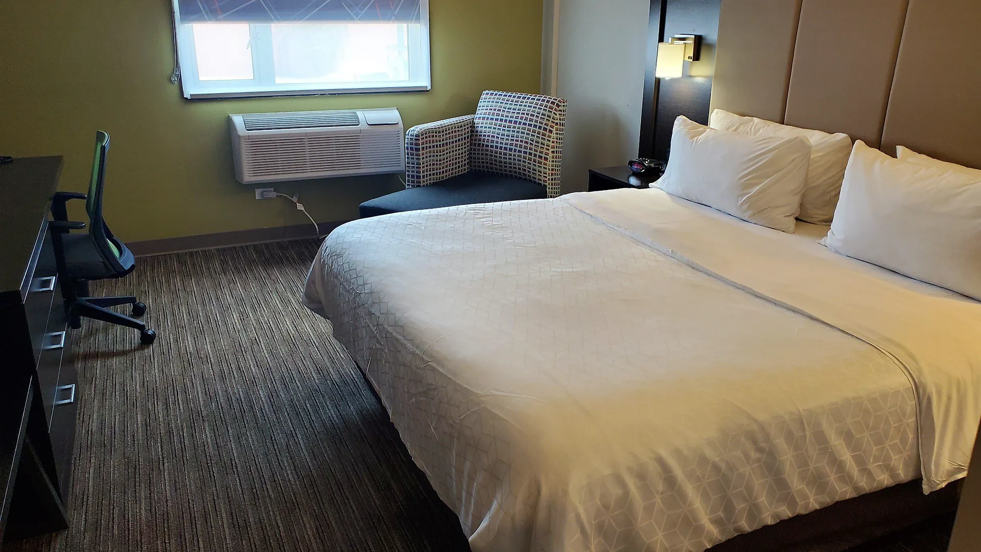 Holiday Inn Express Maspeth By Ihg Nueva York 2*,